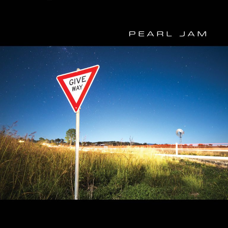 PearlJam_GiveWay_April2023RSD_Cover-768x768-1475407387
